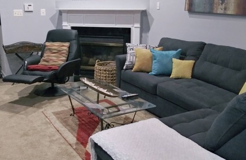 Woodbridge Casa | Basement Apartment with all you need to feel at home.