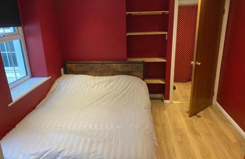 Eastbourne City Centre Apartamento | Basement Flat in the town centre!