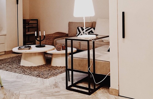 Lambrate Apartamento | Estudio en el sótano zona Ventura