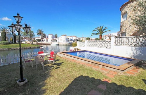Empuriabrava Hotel | BASIC CONFORT CASA TORDERA 24E
