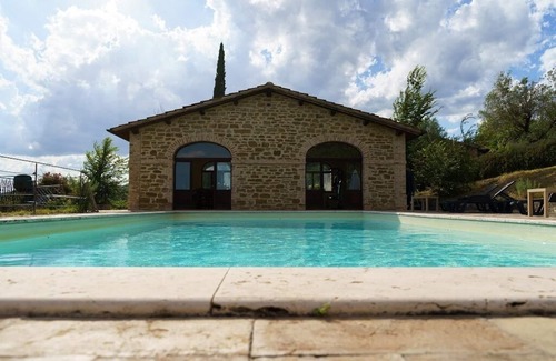 Valfabbrica Apartamento | Basilico, Agriturismo Ca'Mazzetto, Organic farmhouse in Franciscan peace trail