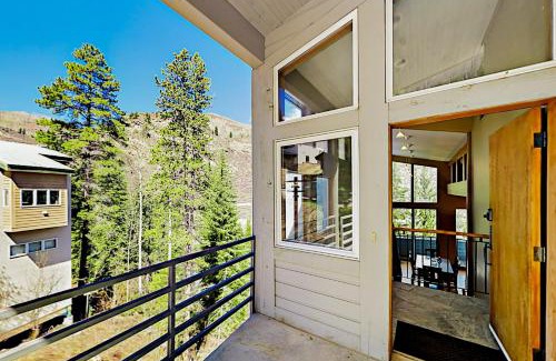 Intermountain Casa | Basingdale Pine