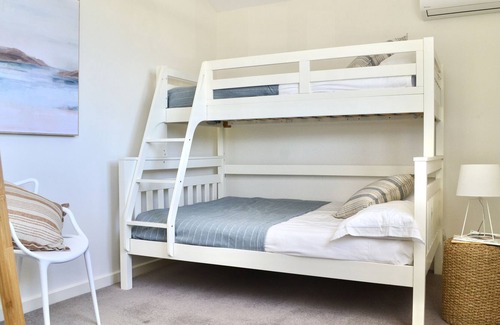 Port Willunga Casa | BASK | Port Willunga cosy winter escape, Seaview, Beach 500m, Wineries 10mins