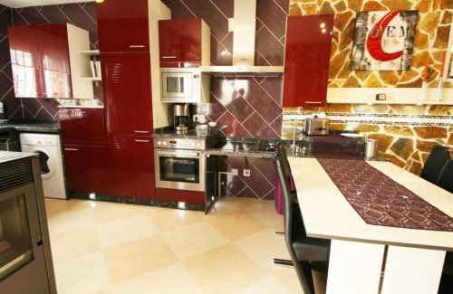 Els Poblets Casa | Basket, second home Comfortable Vacation Home