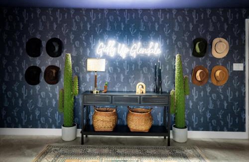Glendale Casa | Basketball Court Heated Pool Mini Golf & More