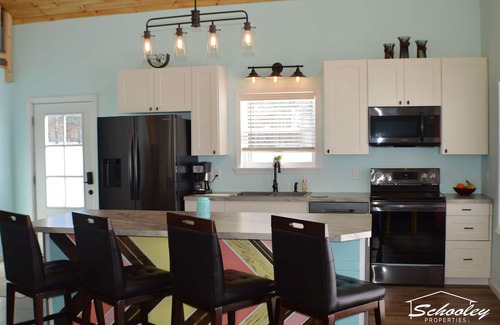 Vestaburg Casa | Bass Lake Cottage!