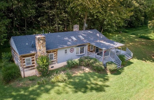 Luray Cabina | Bass Reeves Cabin RPC