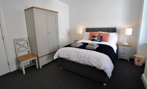 Pittenweem Casa | Bass View- harbourfront home Pittenweem