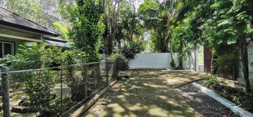 Si Sunthon Casa | Bassara House 2 bedroom