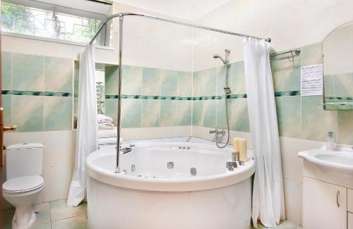 Besarabka Apartamento | Basseynaya Apart Hotel