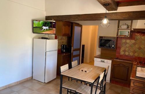 Sillans-la Cascade Apartamento | Bastide de Ruety