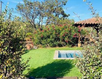 Cotignac Villa | Bastide provençale avec piscine