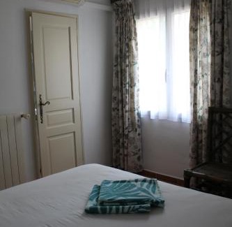 Le Thoronet Cama Y Desayuno | Bastide Saint Bernard