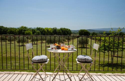 Gordes Casa | Bastide Toujours Dimanche, Maison de vacances avec vue & piscine chauffée