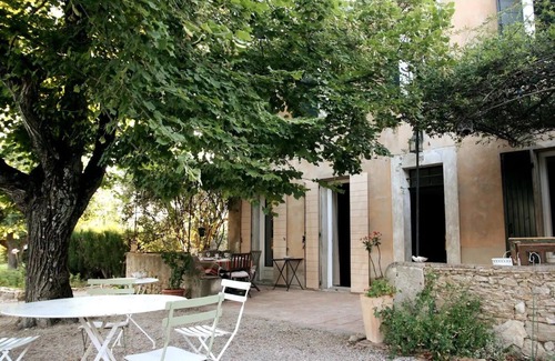 Sainte-Anne du Castellet Casa | Bastide with swimming pool & vineyards