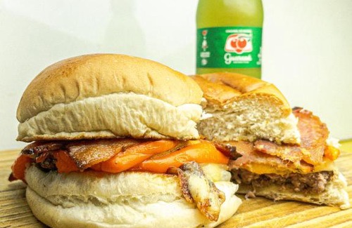 Jacarecica Apartamento | Batata Chef delivery