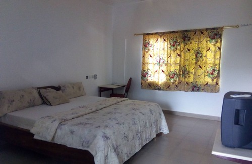Sunyani Cama Y Desayuno | Batavia Lodge