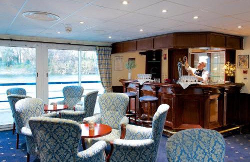 Avignon Hotel | Bateau Hotel à quai Le Chardonnay