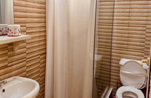 Ofin Hotel | BATES GARDEN GUEST HOUSE