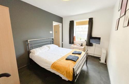 Bath Hostal | Bath YMCA Hostel
