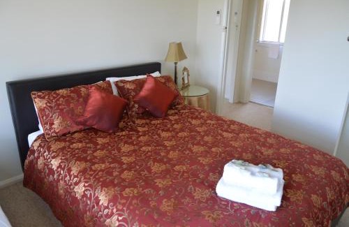 Mount Panorama Casa | BATHURST GOLDFIELDS RESIDENCE on MOUNT PANORAMA