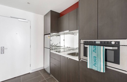 West Melbourne Apartamento | Batman Hideaway Minutes from Queen Vic Market