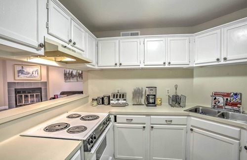 Westminster Casa | Baton Rouge Townhome w / Pool Access - Minutos a LSU