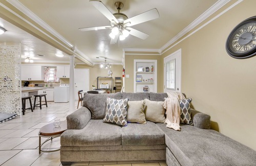 Scotlandville Casa | Baton Rouge Vacation Rental w/ Yard: 10 Mi to LSU!