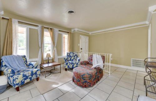 Scotlandville Casa | Baton Rouge Vacation Rental with Yard 10 Mi to LSU!