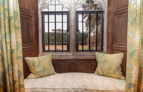 Maidstone Cabaña | Battel Hall, HOLLINGBOURNE