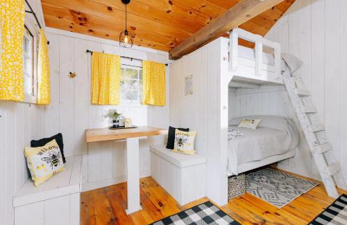 Cambridge Otro | Battenkill Glamping Resort