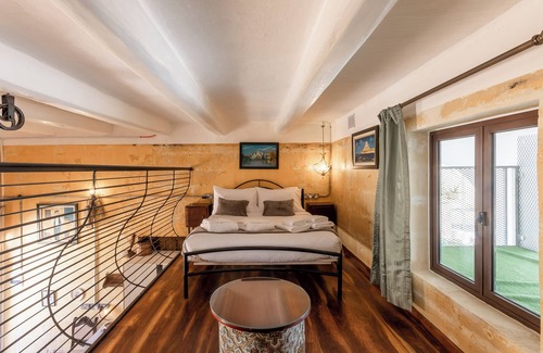 Xewkija Hotel | Battista Guesthouse with pool-apart 8