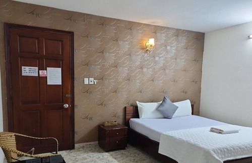 Ba Queo Hotel | Bau Cat Hotel