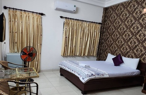 Ba Queo Hotel | Bau Cat Hotel