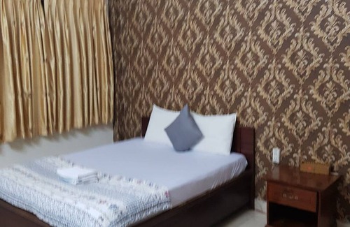 Ba Queo Hotel | Bau Cat Hotel