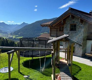 Eben im Pongau Apartamento | Bauernhaus Niedermaisgut