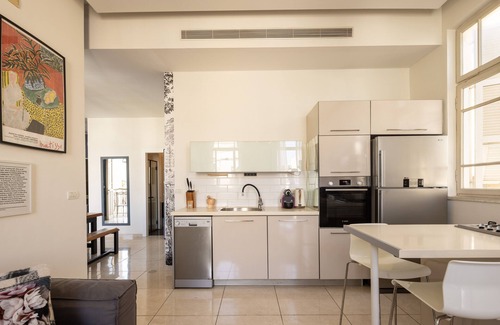 Tel Aviv Apartamento | Bauhaus Artistic Haven by Sea N' Rent