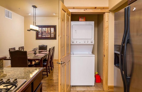 Leavenworth Casa | Bavarian Mountain Suite
