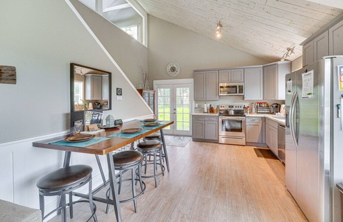 Iowa Hill Casa | Bay Area Escape on 5 Acres: Pet Friendly, Views
