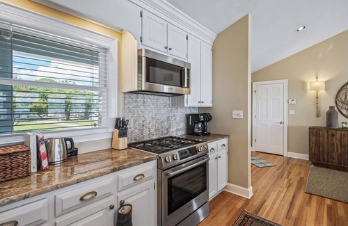 Panacea Casa | Bay Breeze - Waterfront with Boat Dock, Helipad!