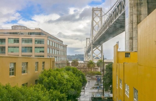 Rincon Hill Apartamento | Bay bridge sunrise views - 2 bedroom condo