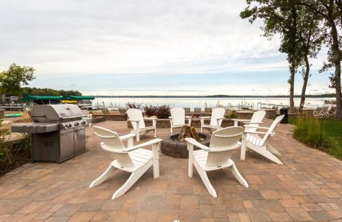 Nisswa Apartamento | Bay Colony Unit 763- Lower