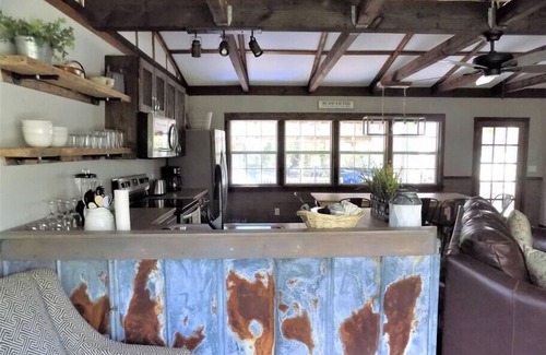Florida Panhandle Casa | Bay Cottage Retreat on the Canal