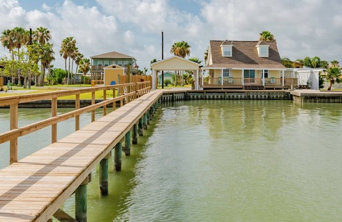 Rockport Cabaña | Bay Cottage