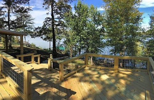 Negreet Casa | Bay Dreamer Custom Lakefront House, Boathouse and