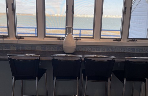 Southend Casa | Bay front, fabulous sunset views, waterfront pool , beaches in Brigantine. NJ!