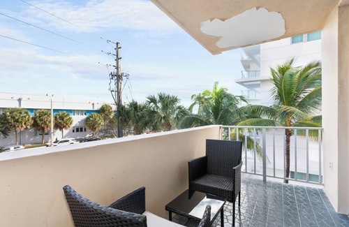 Bay Harbor Islands Apartamento | Bay Harbor Sunset Apt 3A