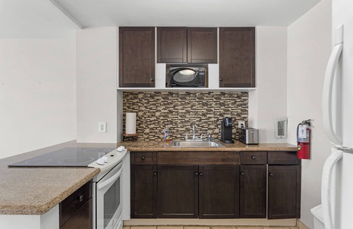 Bay Harbor Islands Apartamento | Bay Harbor Sunset Apt 3B