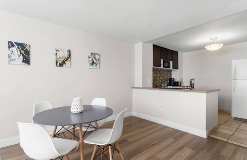 Bay Harbor Islands Apartamento | Bay Harbor Sunset Apt 3B