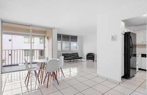 Bay Harbor Islands Apartamento | Bay Harbor Sunset Apt 4B